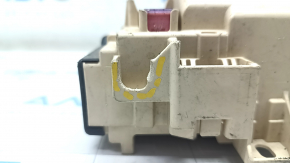 Fuse box under the dashboard Toyota Camry v40 fractures, broken mount