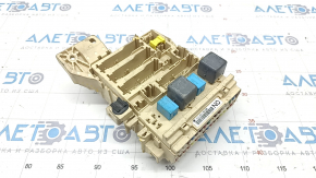 Fuse box under the dashboard Toyota Camry v40 fractures, broken fasteners