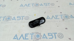 Windshield washer nozzle central Audi Q7 16- with heating