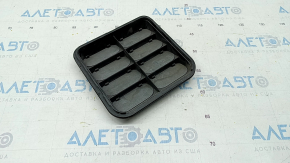 Ventilation shield right Audi Q7 16-