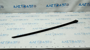 Right windshield molding Audi Q7 16 - break