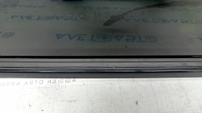 Window blind glass rear right Audi Q7 16- tinted, with molding black, paint peeling
