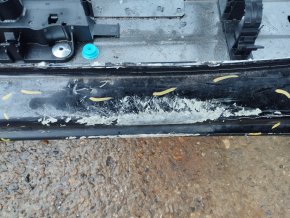 Body pillar central left Jeep Renegade 15 - on the body, dented, bumps
