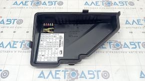 Volvo XC90 16-22 Underhood Fuse Box Cover