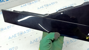 Door trim side rear right rear Audi Q7 16- black gloss, scratches