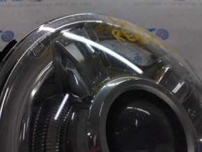 Headlight front left complete Jeep Renegade 15-18 prerest, xenon, without plug, scratches, sand