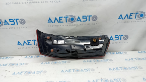 Right headlight Audi Q7 16-19 scratches, micro-cracks