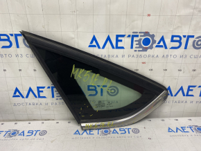 Window blind glass rear left Ford Fusion mk5 13-20 one chrome, scratches on chrome, scratch on glass