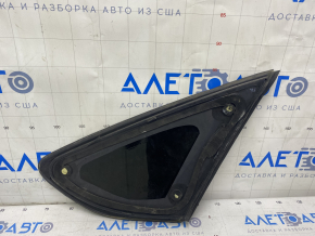 Window blind glass rear left Ford Fusion mk5 13-20 two chrome, scratches on chrome, scratch on glass