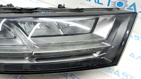 Front right headlight complete Audi Q7 16-19 LED, sand, varnish peeled off