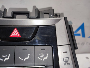 Climate control Hyundai Elantra UD 11-13 prerest manual with heating, chrome peeled off, scratches