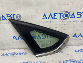 Window blind glass rear left Ford Fusion mk5 17 one chrome, scratches on chrome, scratch on glass