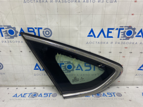 Window blind glass rear left Ford Fusion mk5 13-20 two chrome, scratches on chrome, scratch on glass