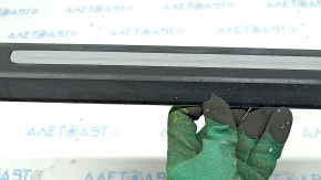 Door sill trim front left outer Audi Q7 16- black with chrome, scratches