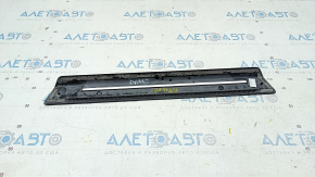 Door sill trim front right outer Audi Q7 16- black with chrome, scratches