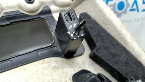 Left arch trim Audi Q7 16-19 black, broken guide, scratches