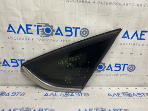 Window blind glass rear right Ford Fusion mk5 13-20 one chrome, scratches on chrome, scratches on glass
