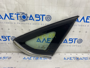 Window blind glass rear right Ford Fusion mk5 13-20 one chrome, scratches on chrome, scratches on glass