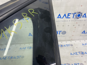 Window blind glass rear right Ford Fusion mk5 13-20 one chrome, scratches on chrome, defect of spraying