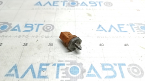 Fuel pressure sensor Audi A6 C7 12-15 2.0T on the fuel rail