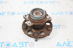 Rear left hub Hyundai Elantra UD 11-16 rusty
