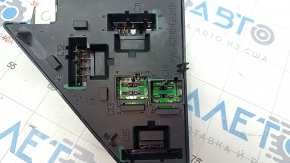 Volvo XC90 16-22 small underhood fuse box