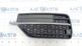 Front bumper grille left Volvo XC90 16-19 with chrome molding for parking sensors