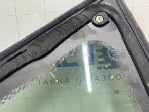 Window blind glass rear right Ford Escape MK3 13-19 matte scratches on glass