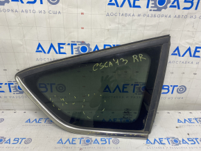 Window blind glass rear right Ford Escape MK3 13-19 chrome scratches on chrome, scratches on glass