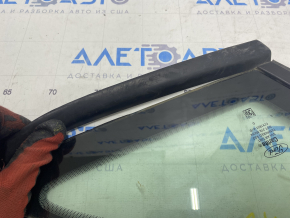 Window blind glass rear left Ford Focus mk3 11-18 4d with molding matte, molding peels off