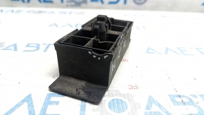 Front left jack Audi A6 C7 12-15 pre-rest, dented, missing fragment