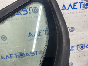 Window blind glass rear left Ford Focus mk3 11-18 5d with molding matte, scratches on glass