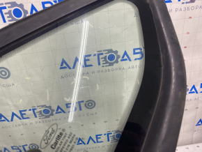 Window blind glass rear left Ford Focus mk3 11-18 5d with molding matte, scratches on glass