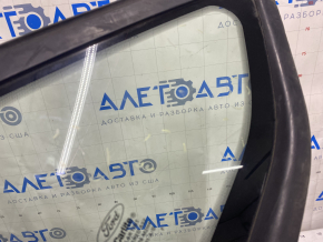 Window blind glass rear left Ford Focus mk3 11-18 5d with molding matte, scratches on glass