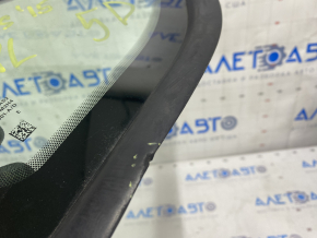 Window blind glass rear left Ford Focus mk3 11-18 5d with molding matte, dent on molding