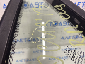 Window blind glass rear right Ford Focus mk3 11-18 4d with molding matte, scratches on glass