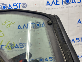 Window blind glass rear right Ford Focus mk3 11-18 5d with molding matte, scratches on glass