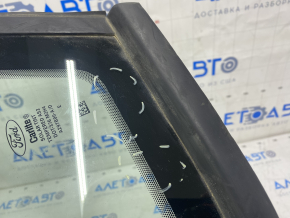 Window blind glass rear right Ford Focus mk3 11-18 5d with molding matte, scratches on glass, tear of molding