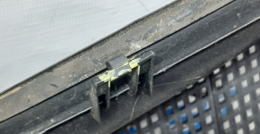 Windscreen wiper grille plastic Kia Optima 11-15 broken mount