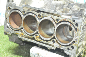 Bare cylinder block Infiniti QX30 17 - for honing