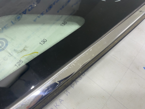 Window blind glass rear left Hyundai Sonata 15-17 petrol, scratches on chrome, scratches on glass