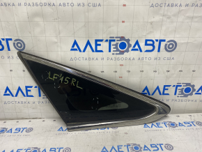 Window blind glass rear left Hyundai Sonata 15-17 petrol, scratches on chrome, scratches on glass