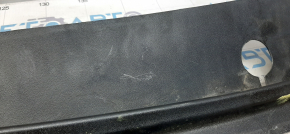 Windscreen wiper grille plastic VW Passat b7 12-15 USA type 2 broken corner, scratches