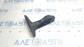 Radiator deflector blind bracket right Audi Q7 16-