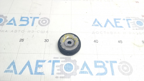 Radiator mount cooling water lower left Audi Q7 16- 2.0T washer
