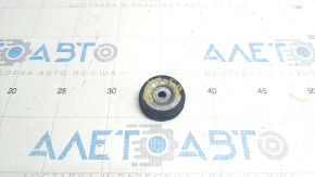 Radiator mount cooling water lower right Audi Q7 16- 2.0T washer