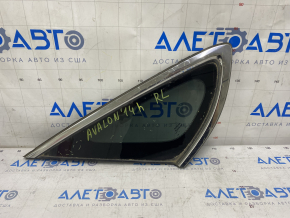 Window blind glass rear left Toyota Avalon 13-18 scratches on chrome, scratches on glass