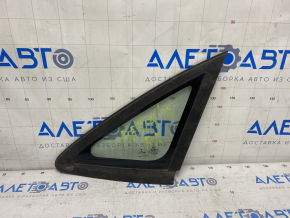 Window blind glass rear right Ford Fiesta 11-19 4d matte scratches on glass