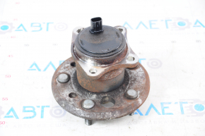 Rear left hub Lexus ES350 07-12