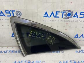 Window blind glass rear right Ford Edge 15- chrome scratches on chrome, scratches on glass